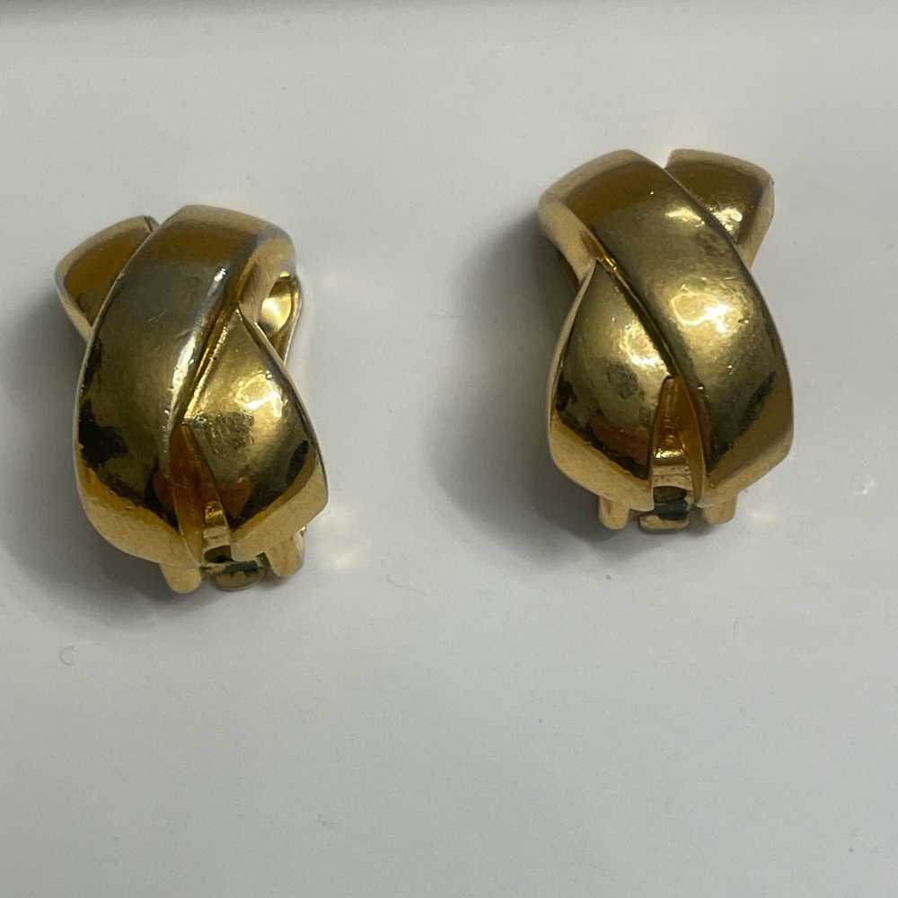 Authentic Christian Dior X gold tone chunky clip on earrings Vintage